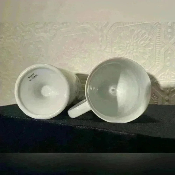 Vintage Japan Footed Christmas Tea Coffee Cups (2) Ducks Playing With Ribbon - Picture 5 of 7